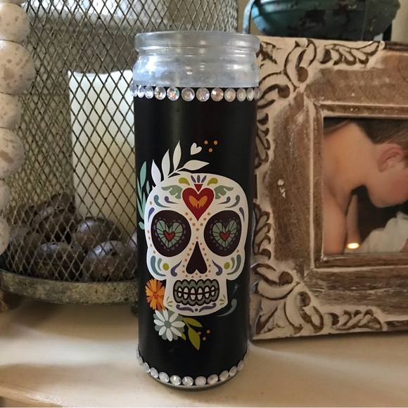▪️Decorative Candy Skull Candle - Picture 1 of 7
